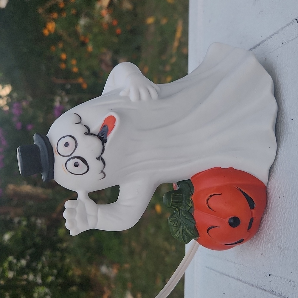 Vintage, Halloween, Goofy,  Silly, Ghost Night Light w Pumpkin - Picture 2 of 8